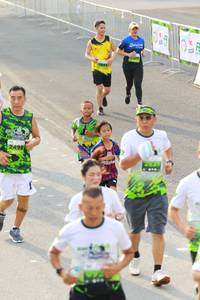 BIB: 2498
                            <button type="button" onclick="openModal(3551546)" class="btn btn-primary btn-sm float-right btn-popup" data-toggle="modal" data-target=".modal-high-quality">
                        <i class="fas fa-shopping-cart"></i> Add to Cart
                    </button>
                                            <button type="button" onclick="isThisMe(3551546, true)" class="btn btn-success btn-sm float-right btn-popup btn-isme hidden" data-toggle="tooltip" data-placement="bottom" title="นี่คือรูปของคุณใช่ไหม คลิกที่นี่เพื่อเอาเข้าอัลบั้ม">
                        <i class="fas fa-plus"></i> Add to album
                    </button>
                    <button type="button" onclick="isThisMe(3551546, false)" class="btn btn-warning btn-sm float-right btn-popup btn-isnotme hidden">
                        <i class="fas fa-ban"></i> Remove from album
                    </button>